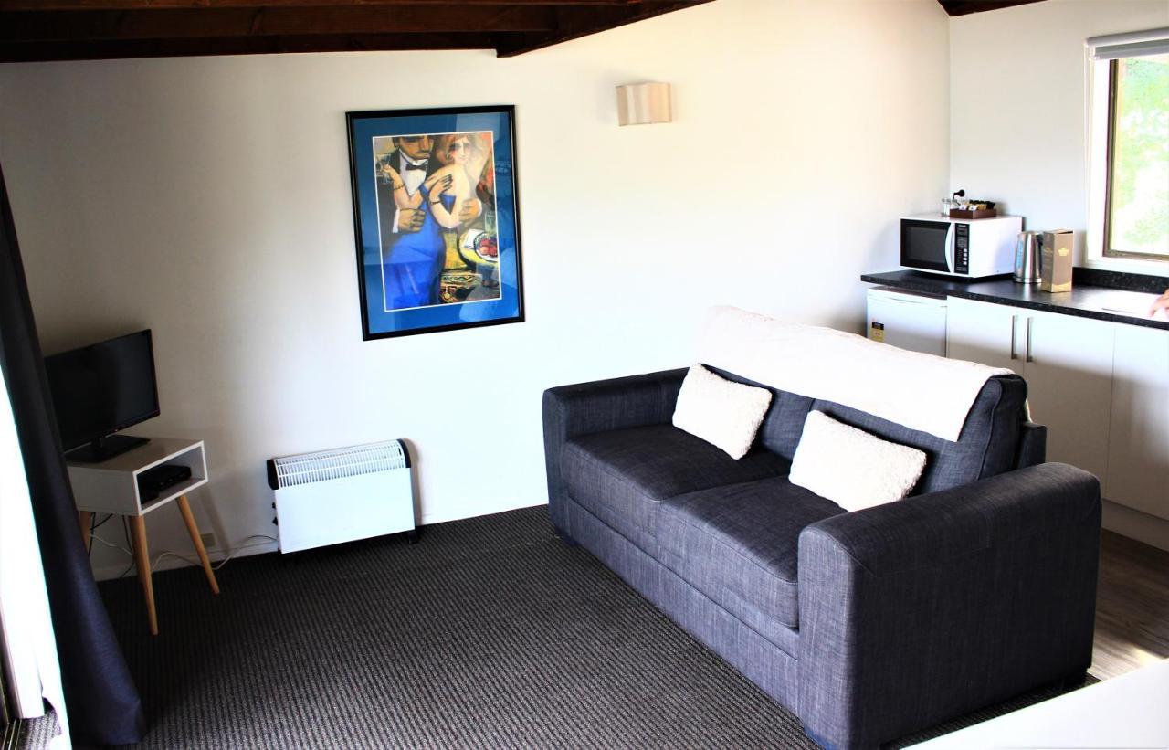Duvauchelle Seaside Motel Εξωτερικό φωτογραφία